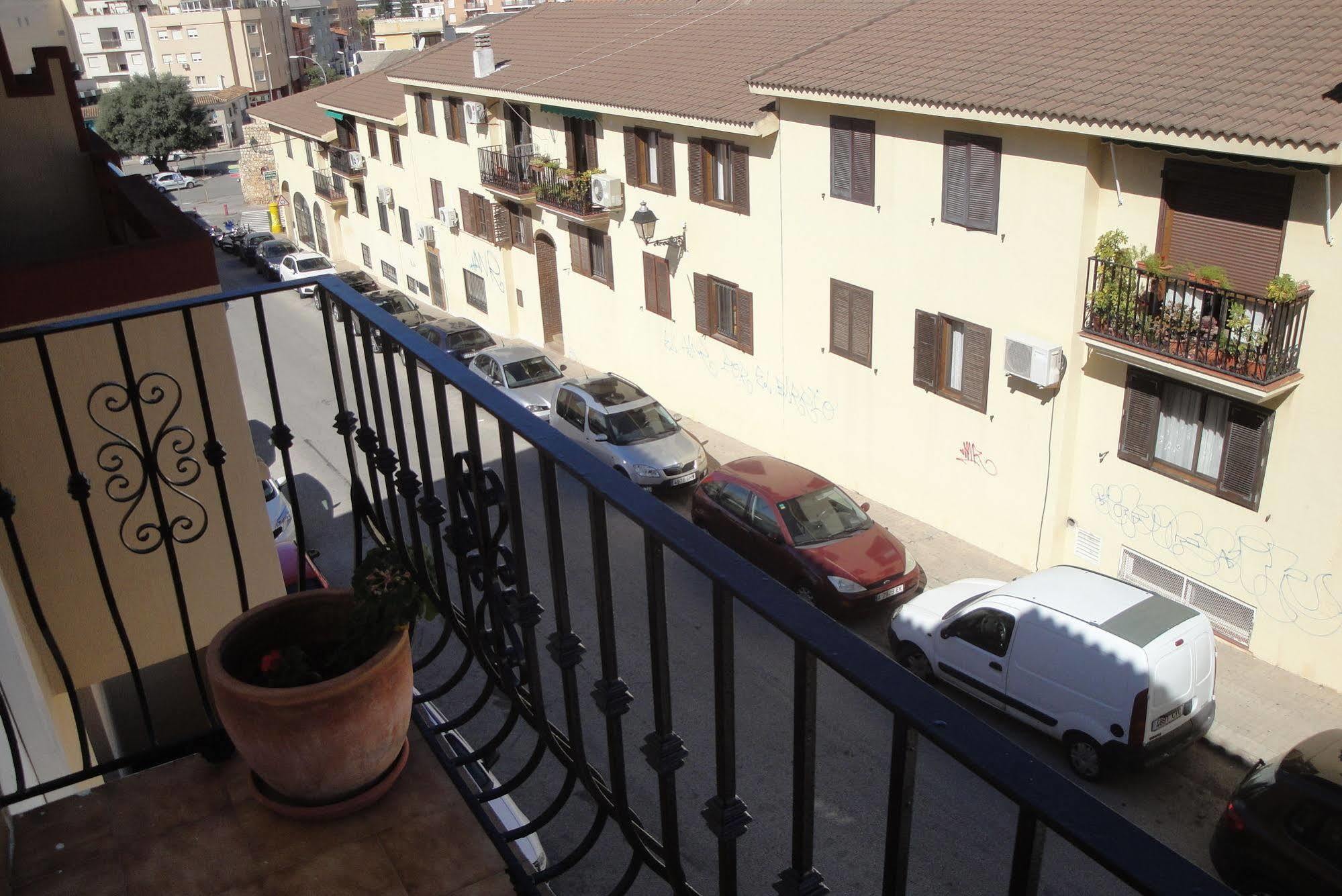 Hostal Cristina Denia Bagian luar foto